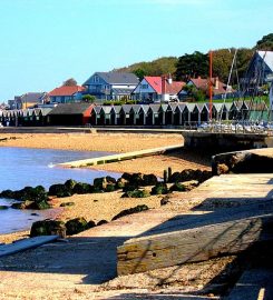 Gurnard Beach