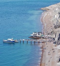 Alum Bay Beach