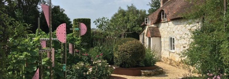 Ever Garden – Cottage and Sculpture Garden